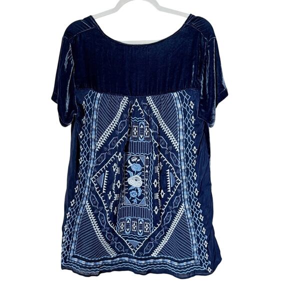 Johnny Was Taylor Embroidered Tunic Top Blue Velvet Silk Blend Size Small - Picture 2 of 6